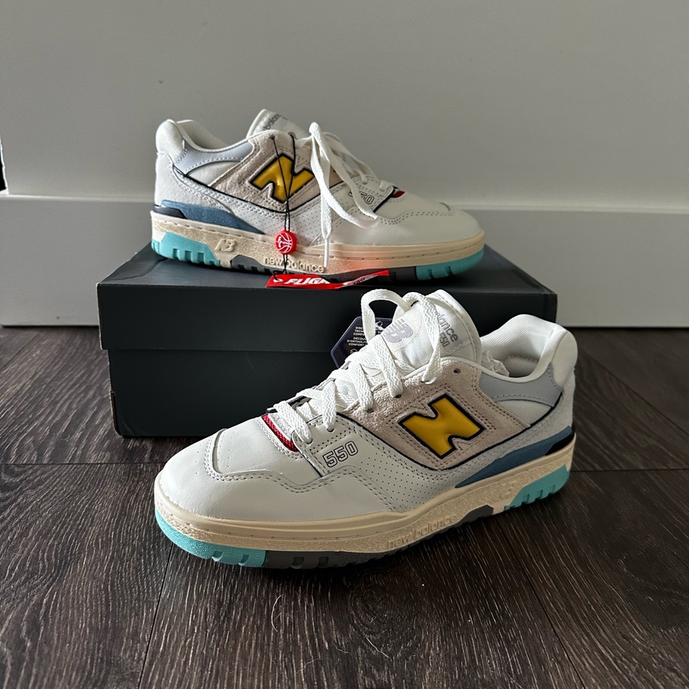 New Balance 550 ‘White Surf’